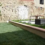 Ultroneo, Di Collina Отель типа 