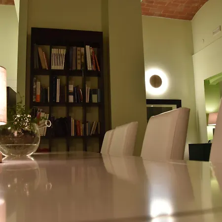 Ultroneo, Di Collina Bed & Breakfast Vinci